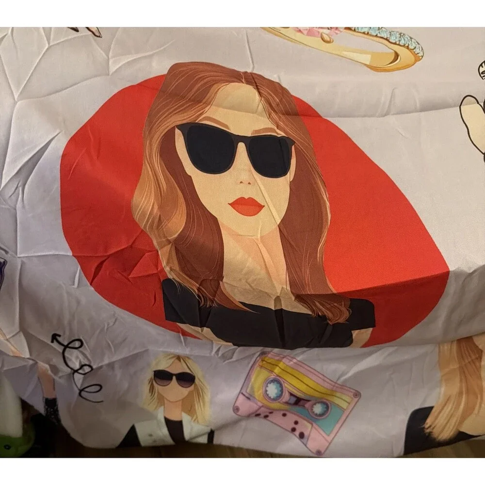 Taylor Swift Fan Twin Fitted Sheet w/2 Pillow Shams Set. New Original Packaging!